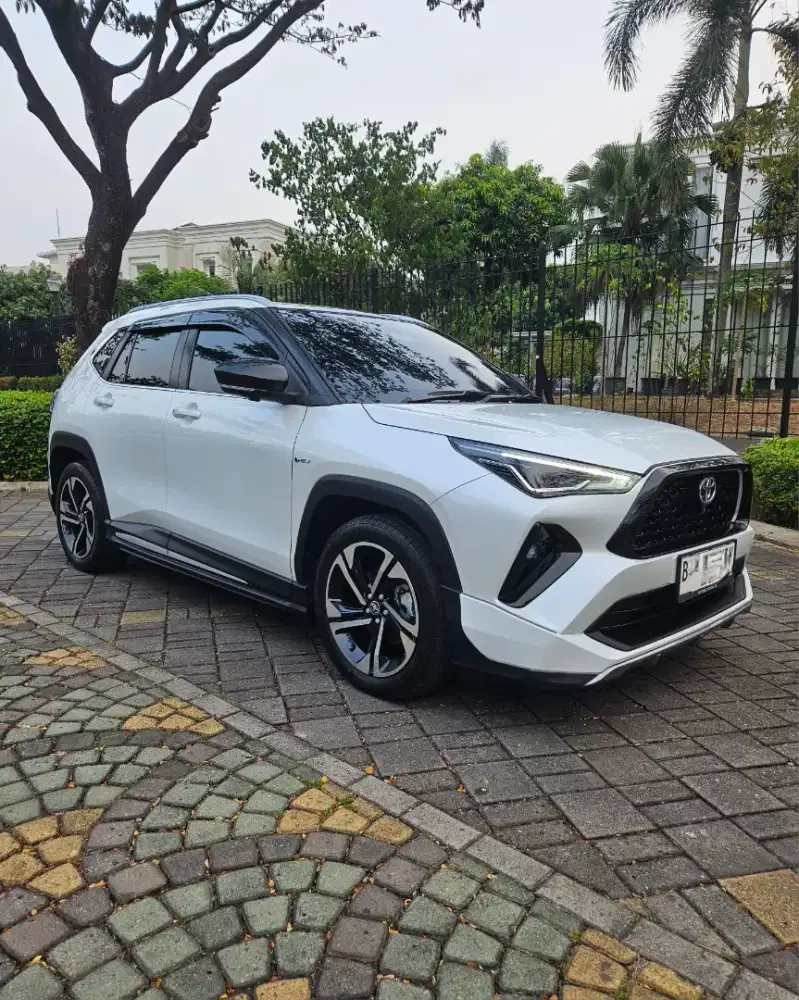 Low KM 23rb - Toyota Yaris Cross GR Hybrid 2023 - Cash