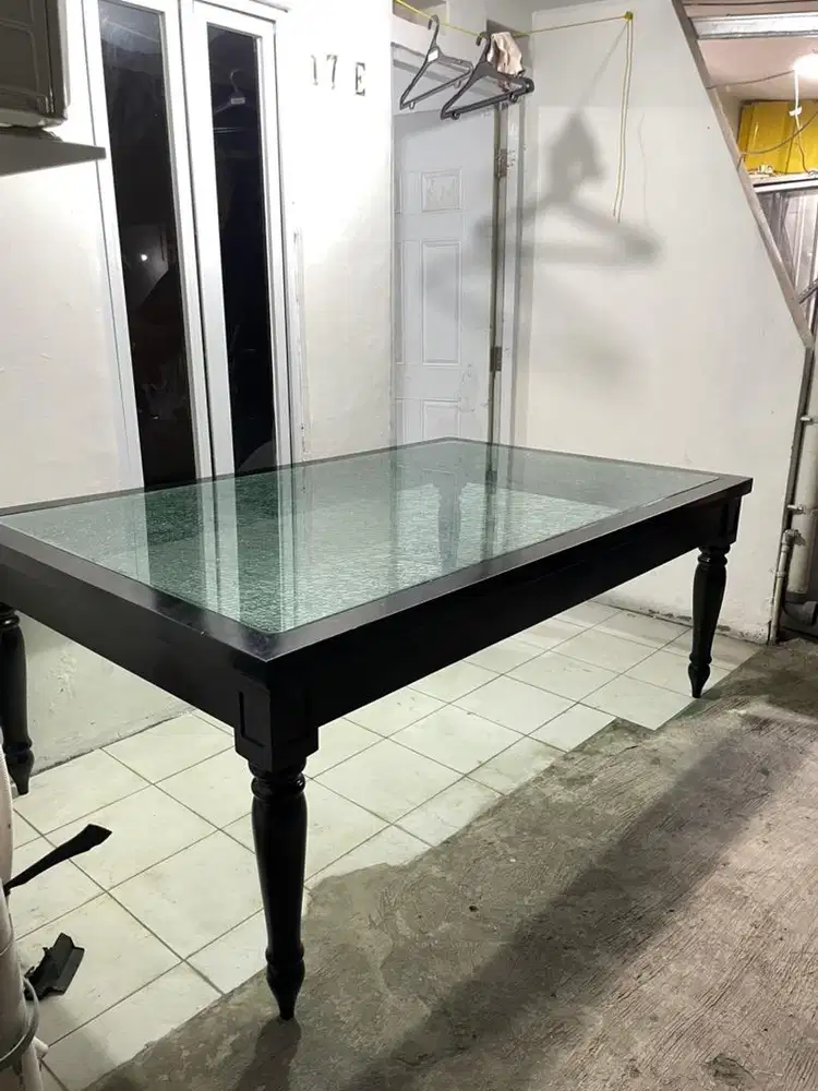 Meja makan kayu jati tesktur glass dinning