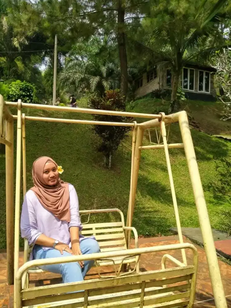 Mencari pekerjaan Halal yaa..