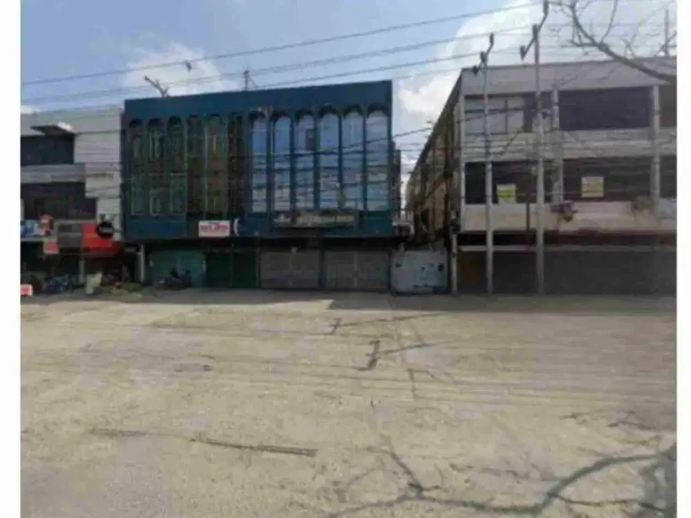 RUKO GANDENG EX-SHOWROOM - JL. RIAU PEKANBARU