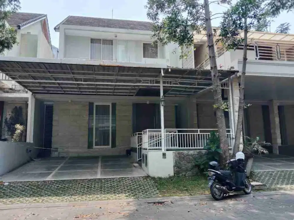 RUMAH MEWAH RIVER SIDE BLIMBING KOTA MALANG
