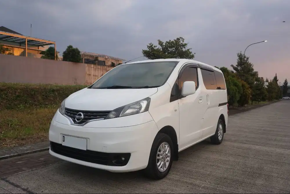 Nissan Evalia SV 2014 MT Barang Simpanan Atas Nama Sendiri