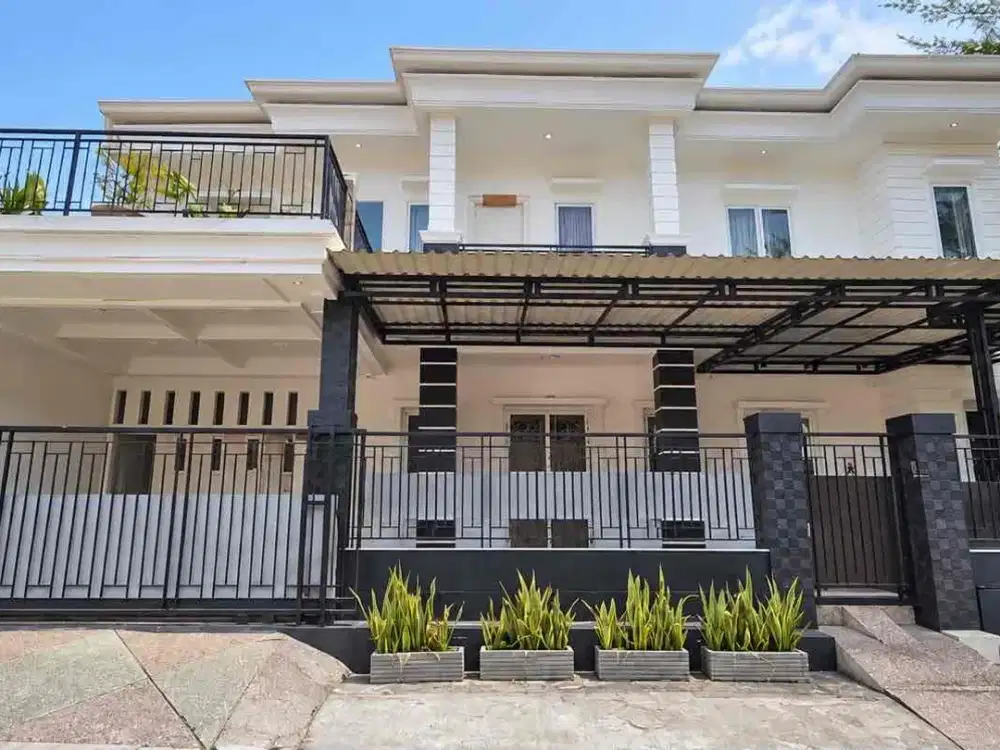 Dijual rumah mewah siap huni di Bajar Wijaya
