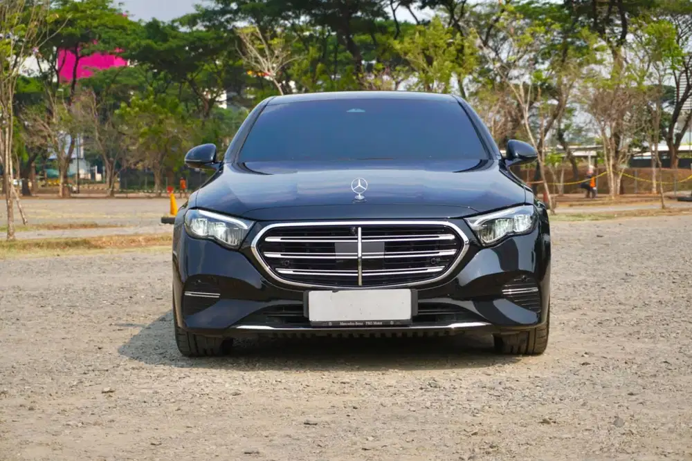 HOT ITEMS ! Mercedes Benz Mercy E200 Avantgarde W214 facelift 2024
