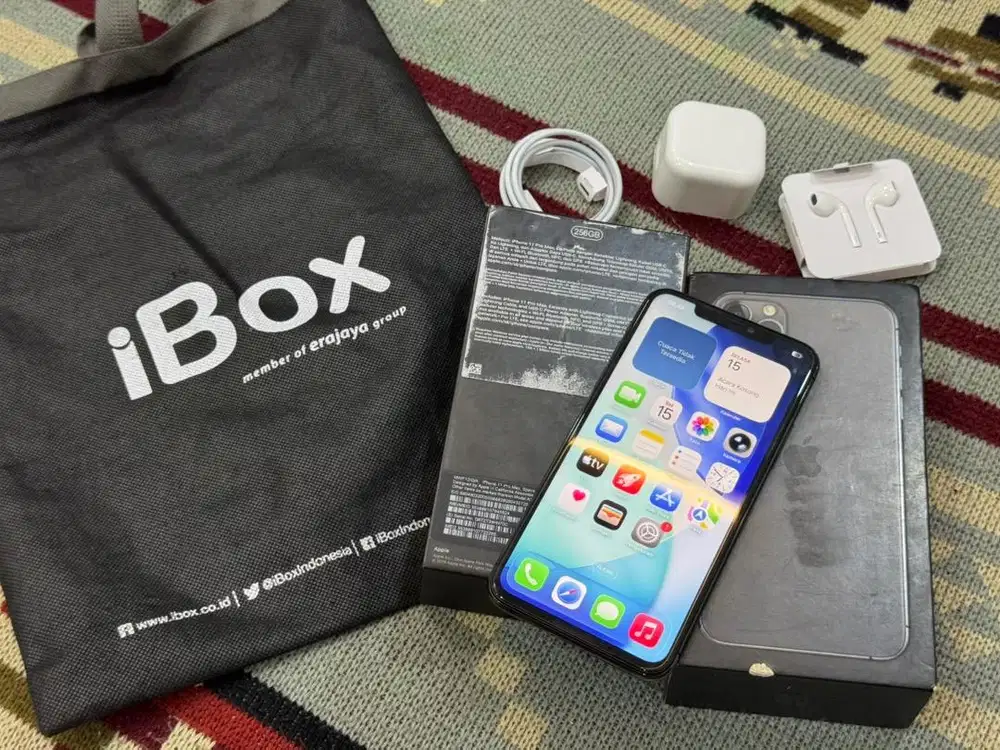 Iphone 11 PROMAX 256GB RESMI IBOX bisa TT