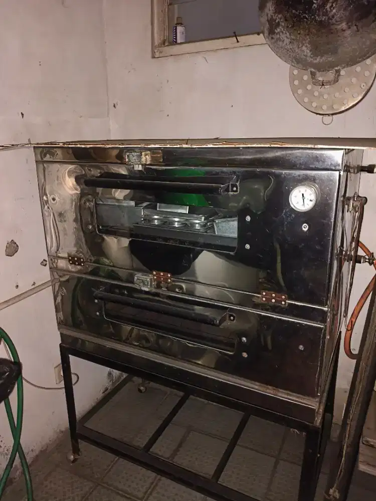 Lemari rak buffet