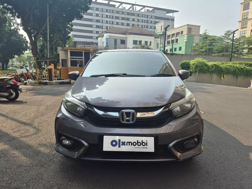 LOW DP - Honda Brio Satya 1.2 E Bensin-AT 2022 Automatic-2022