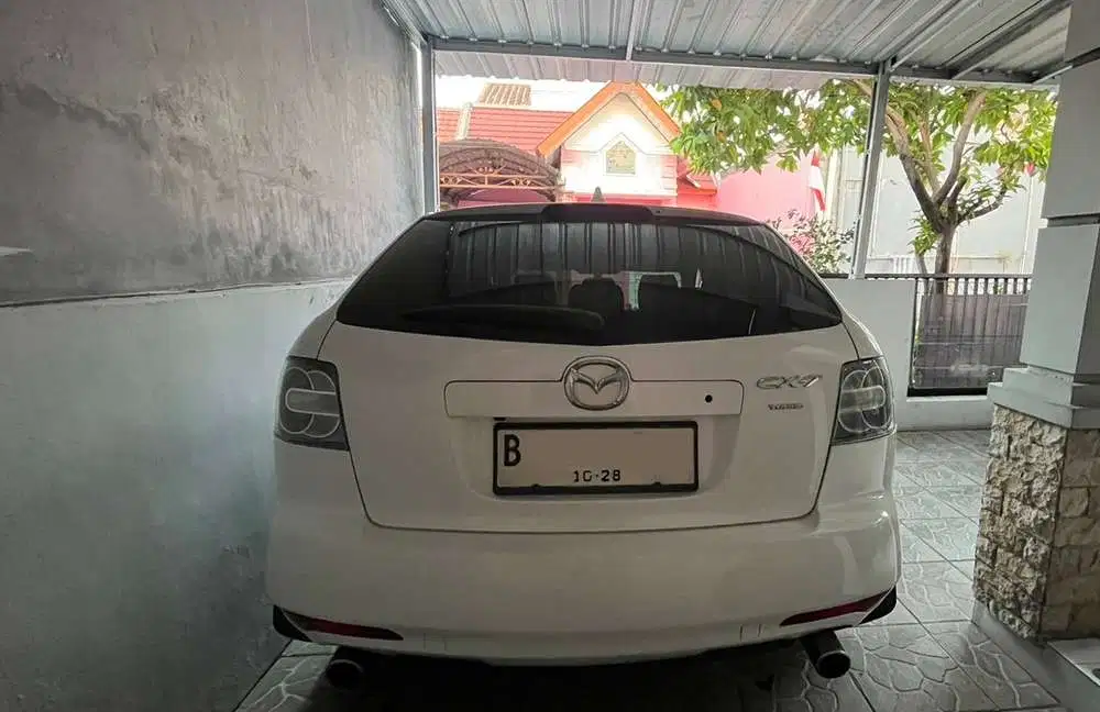 Mazda Biante 2011 Bensin