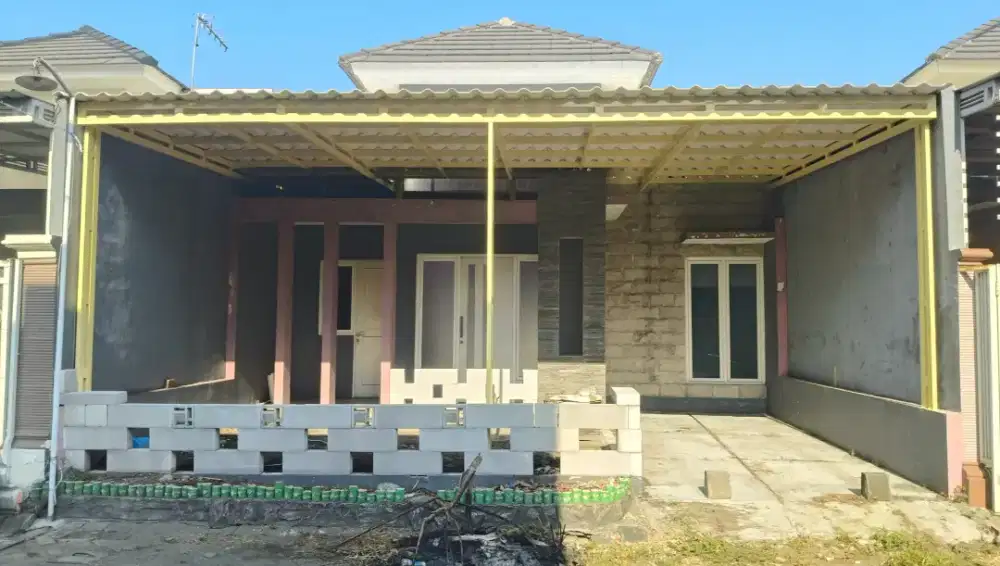 Rumah Besar di Mandiri Residence Krian Sidoarjo