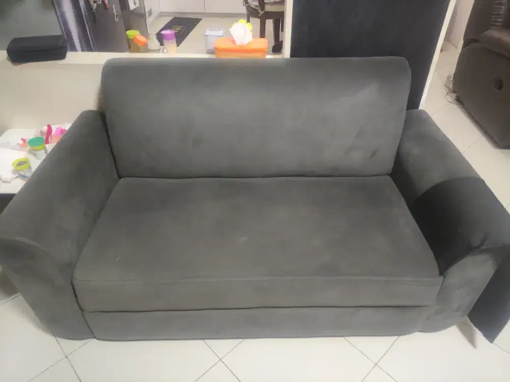 Sofa duduk bahan suede warna dari gray like new