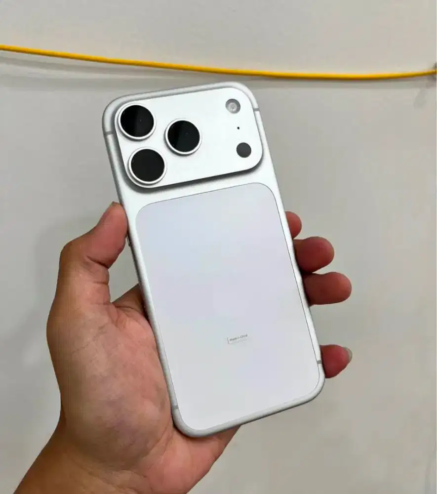Iphone 17 pro 256gb iBox Silver