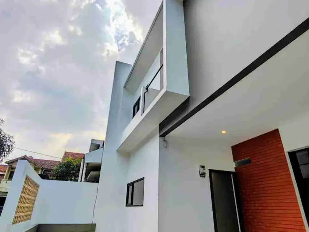 Jual Rumah Baru 2 Lantai flus rooftop di area turangga karawitan buah batu
