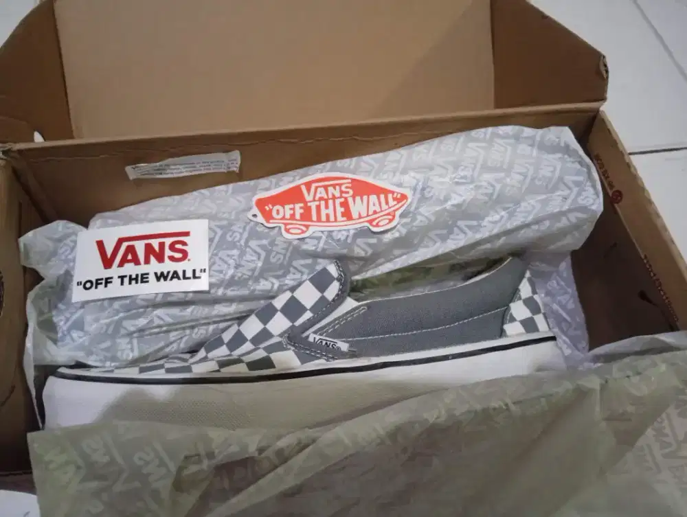 Vans slip on...