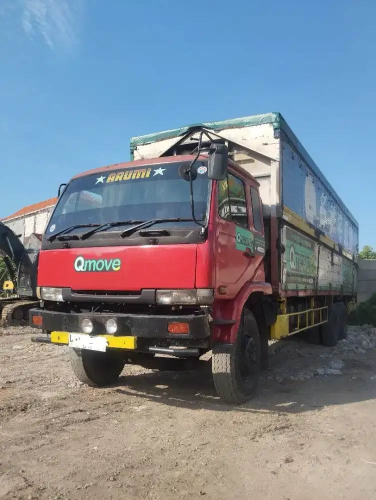 Nissan tronton cda 211 wingbox