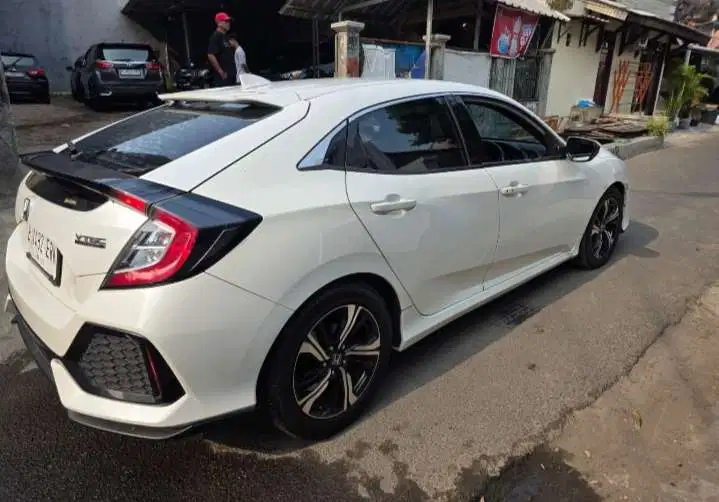 Honda Civic Hatchback 2018 Bensin