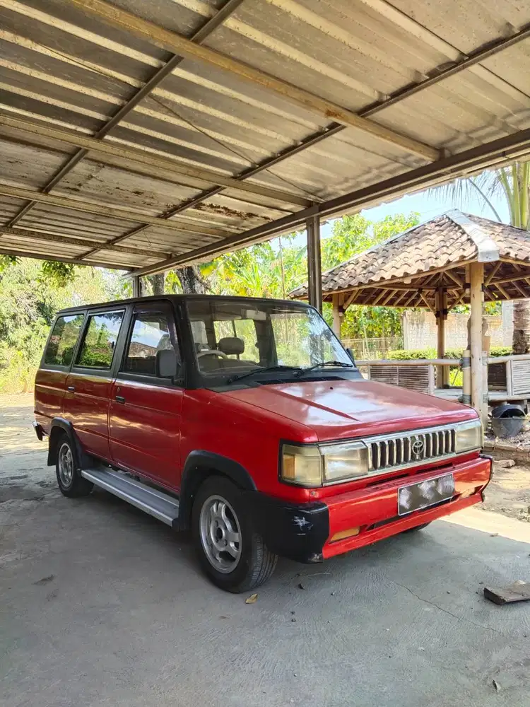 mobil bekas Toyota masih nego