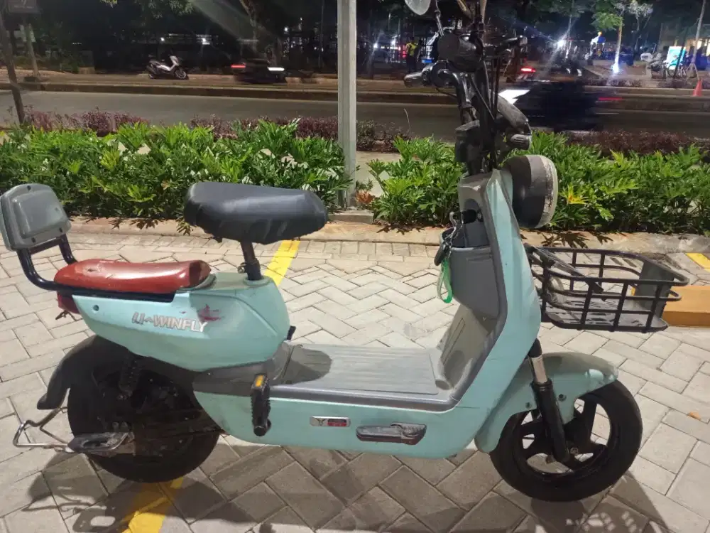 Sepeda listrik merk uwinfly,murah