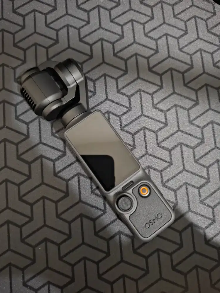 DJI Osmpo Pocket 4 (Base Model)
