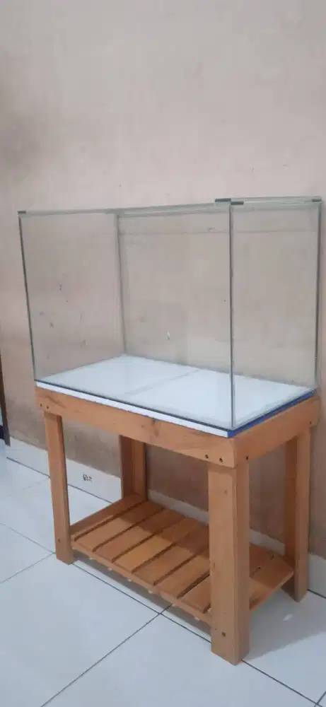 Akuarium+meja kayu