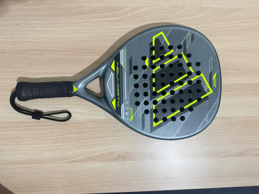 Raket Padel adidas neuvortx second
