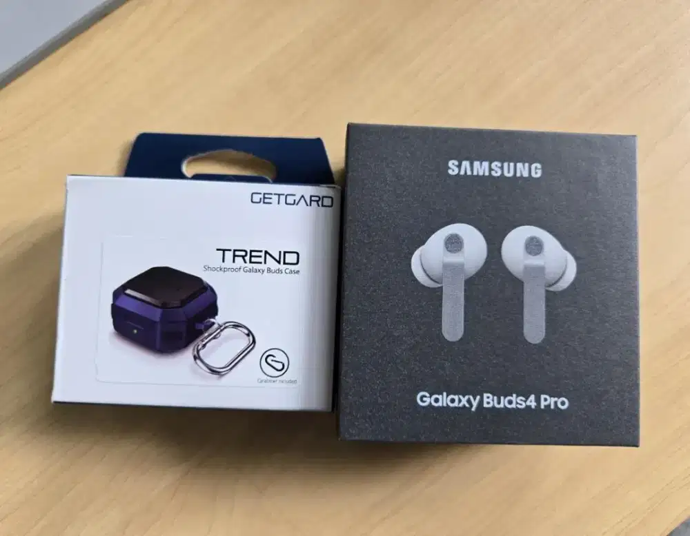 SAMSUNG BUDS 4 PRO