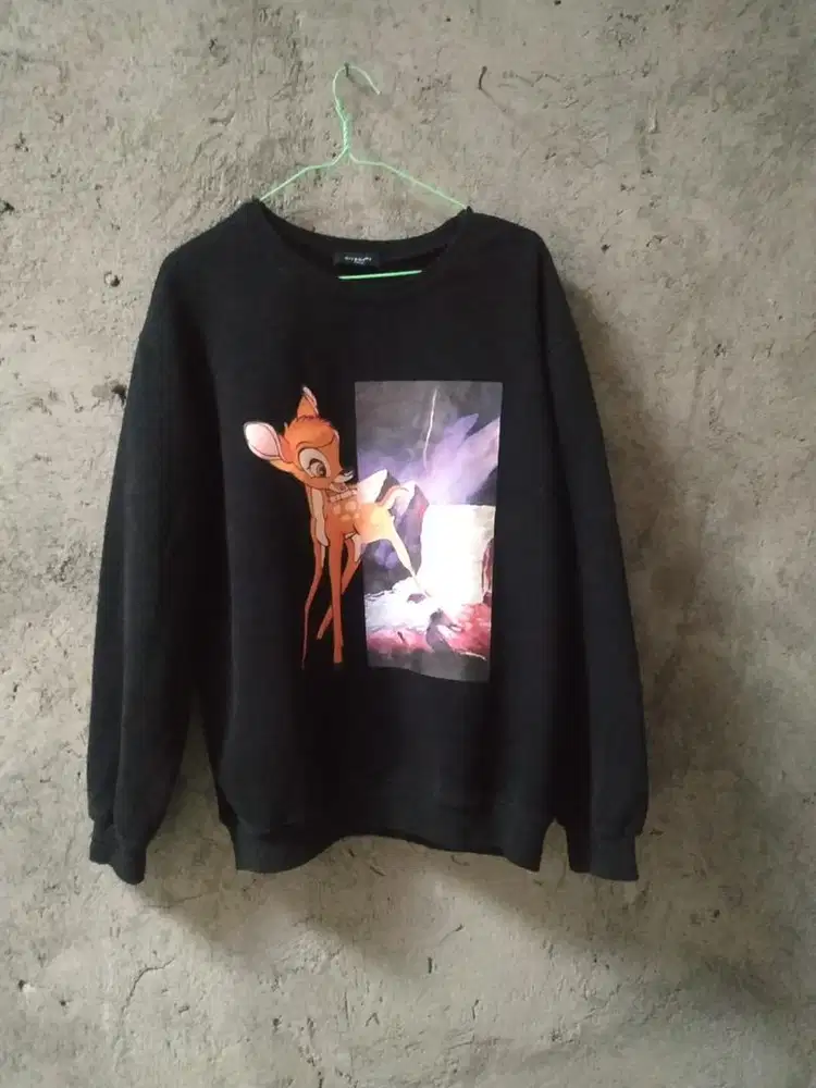 crewneck keren hitam