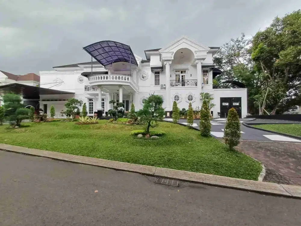 Dijual Rumah Mewah di Legenda Wisata Cibubur
