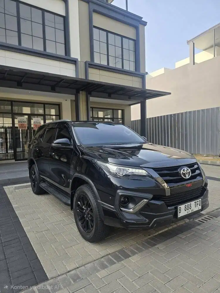 FORTUNER 2.4 VRZ TRD  AT 2020