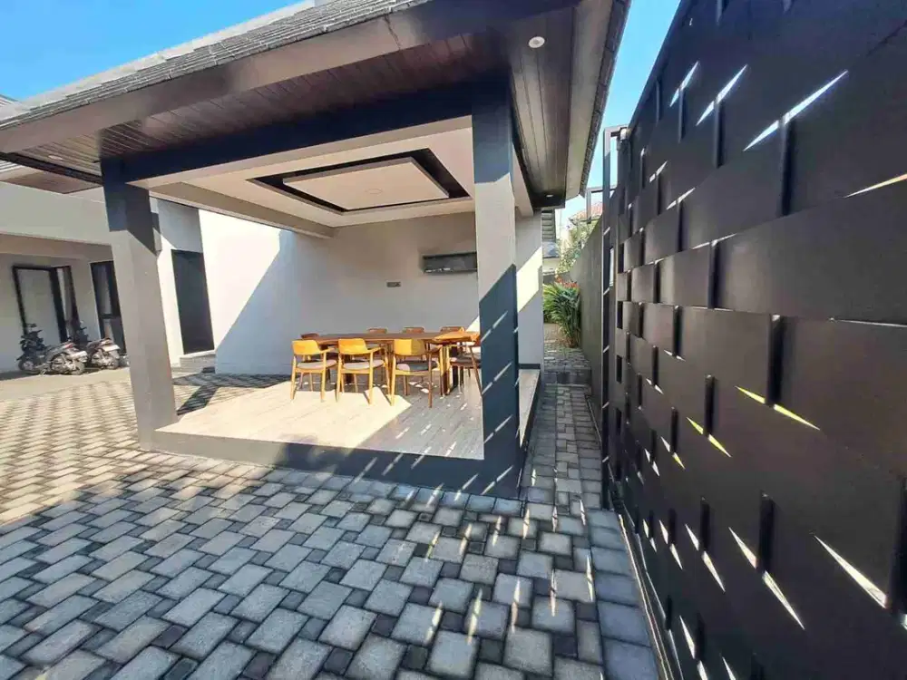 rumah mewah posisi hook full furniture lengkap di nieuw indie araya blimbing malang. bangunan istimewa tinggal bawa koper