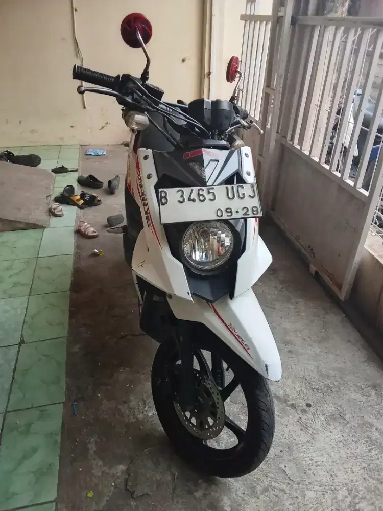 motor Yamaha X-Ride THN 2014
