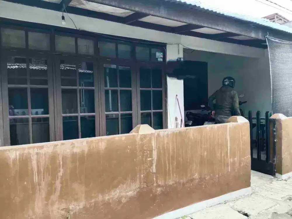 Dijual Rumah Dekat Griya Antapani