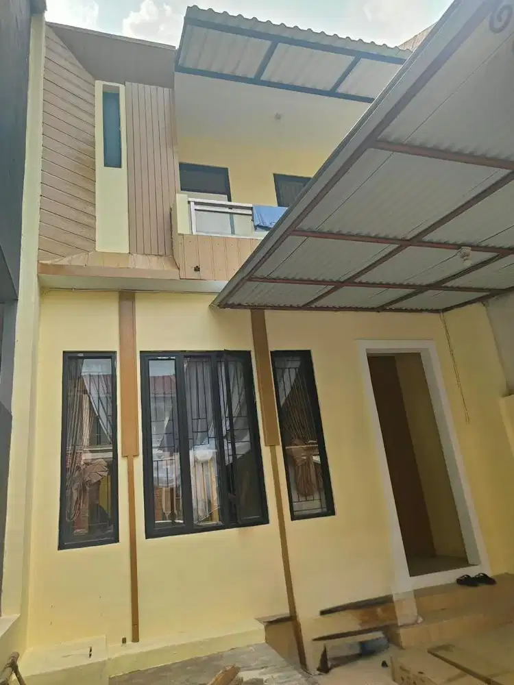 Di jual rumah cantik n rapi 2 lantai di citra gran cibubur