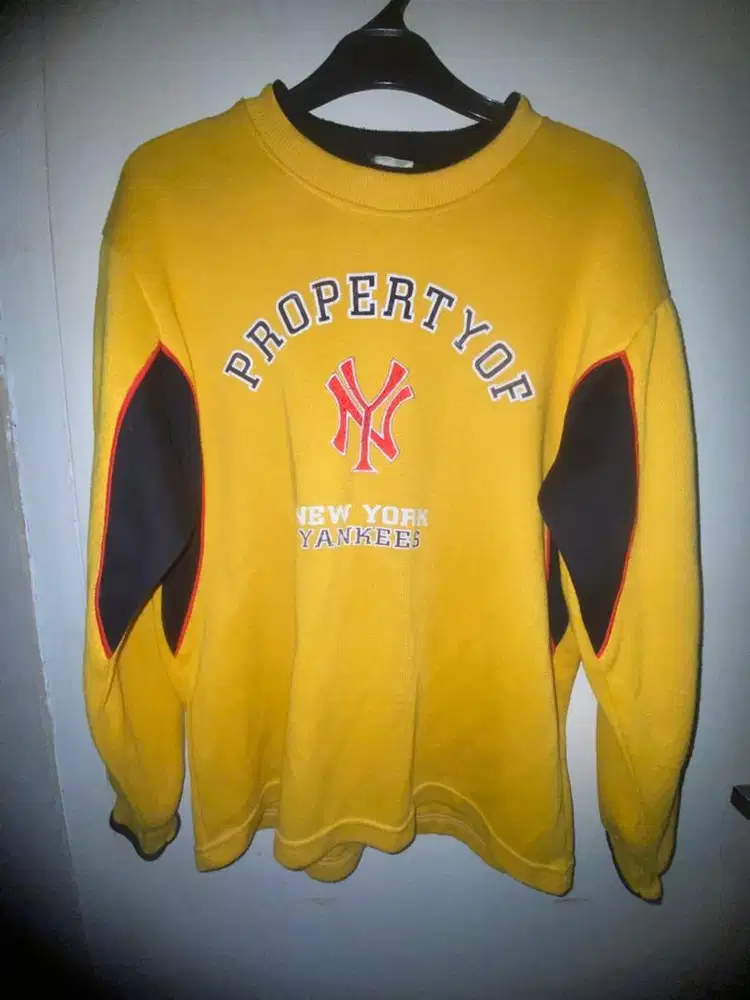 New York Yankees crewneck sweatshirt