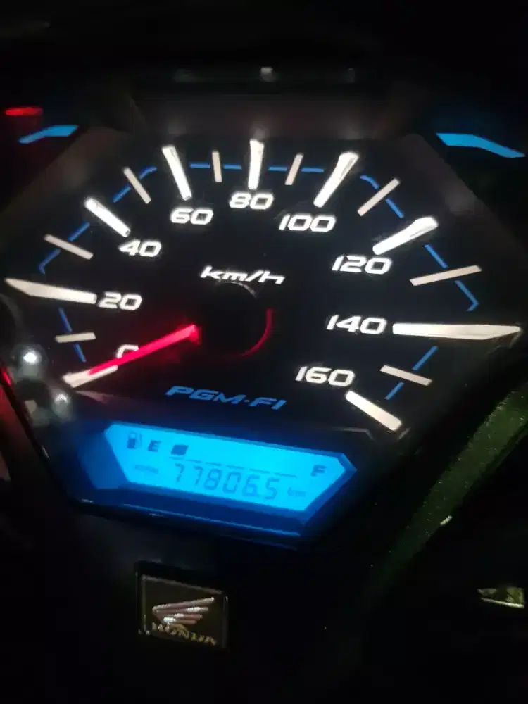 Honda Vario 150 Plat W