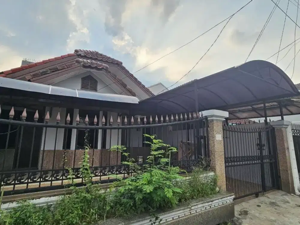 JUAL Rumah Luas 1 Lantai di Villa Tangerang Regency