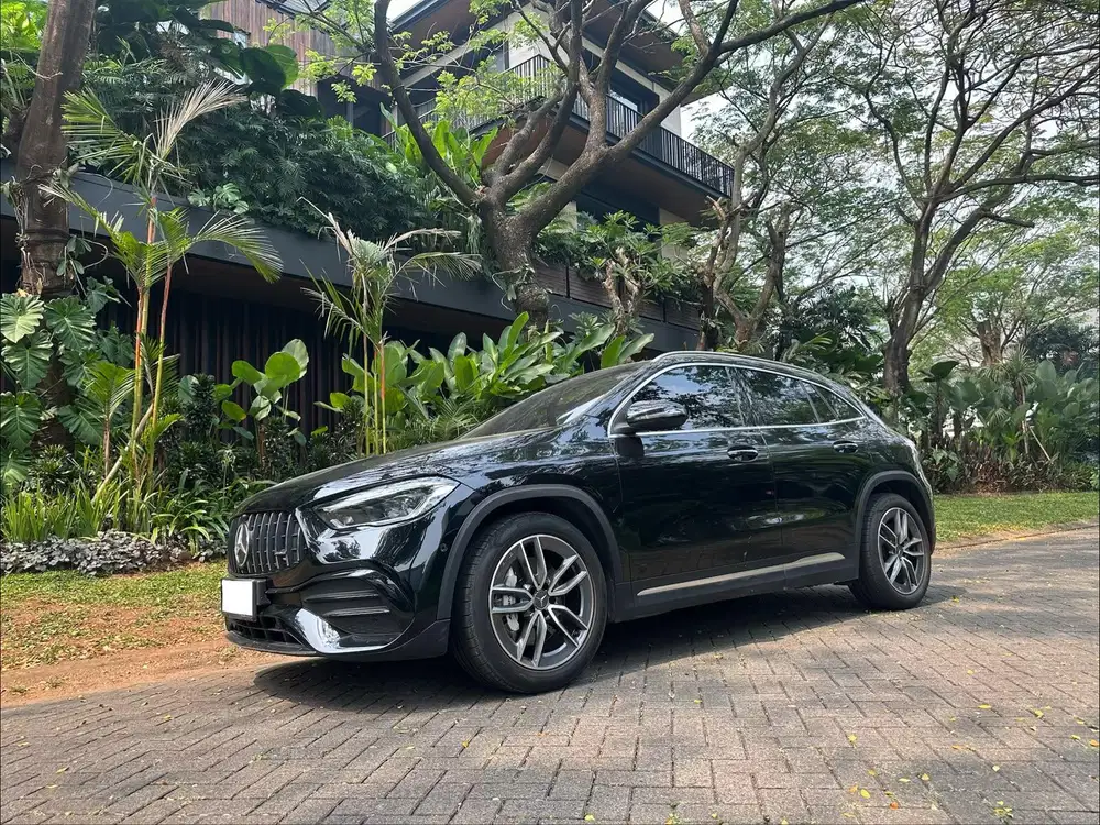 (CASH) Mercedes Benz GLA35 AMG 2022