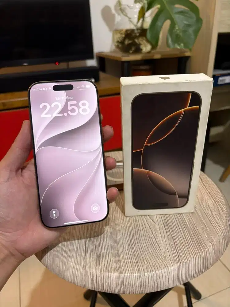 IPhone 16 PRO 128 Dessert Titanium Inter