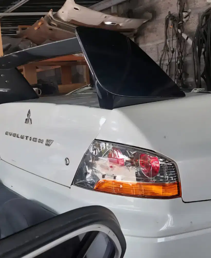 Emblem bagasi lancer evo 7