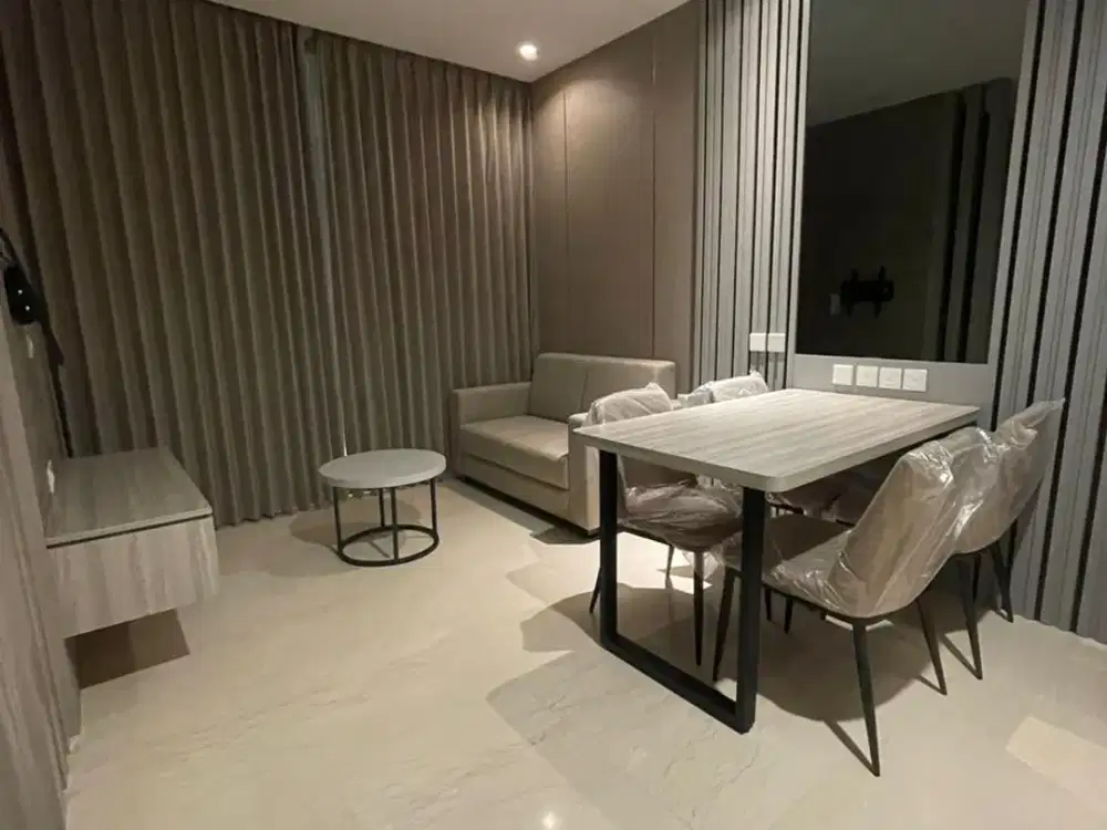 THE ROSEBAY TOWER A (FR)