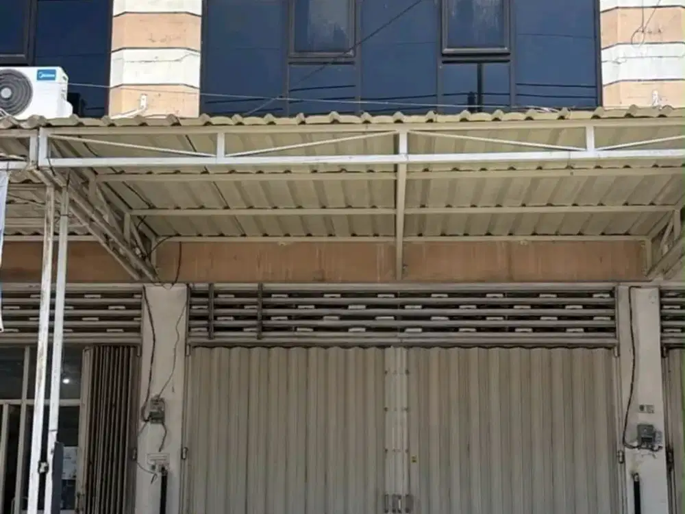 Karang empat