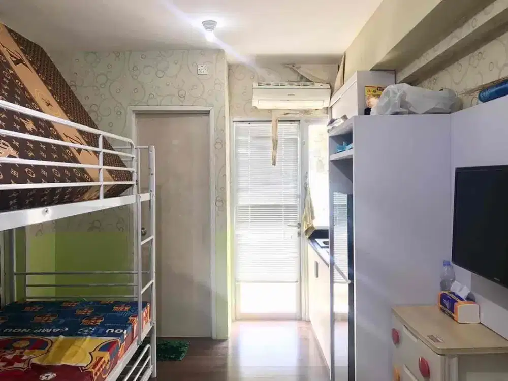 Lantai Rendah Educity Minimalis Furnish Invest Dkt ITS,UWM,Pakuwon City Mall