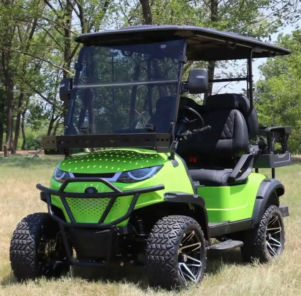 Menjual mobil golf cart