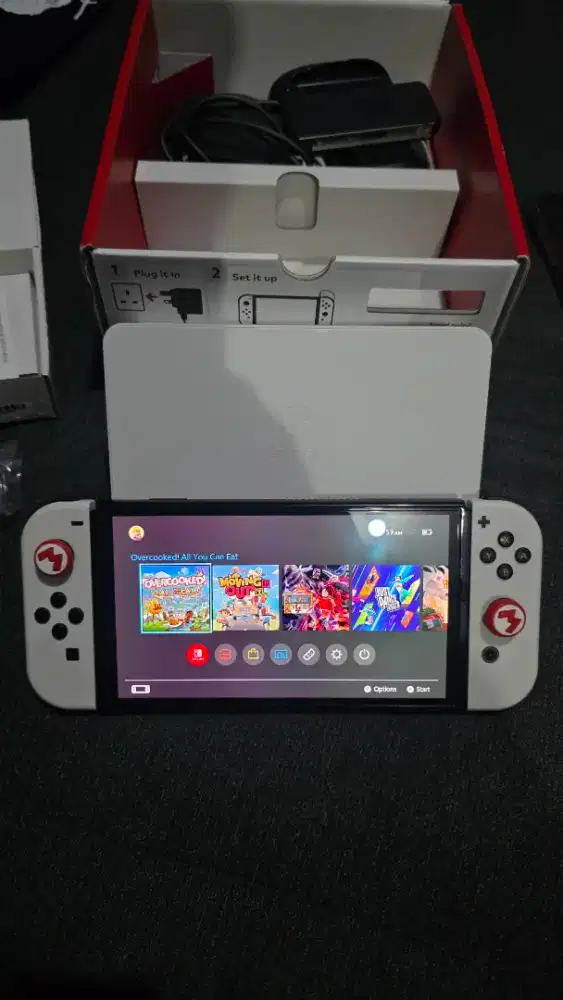Tablet Nintendo Switch Versi OLED White
