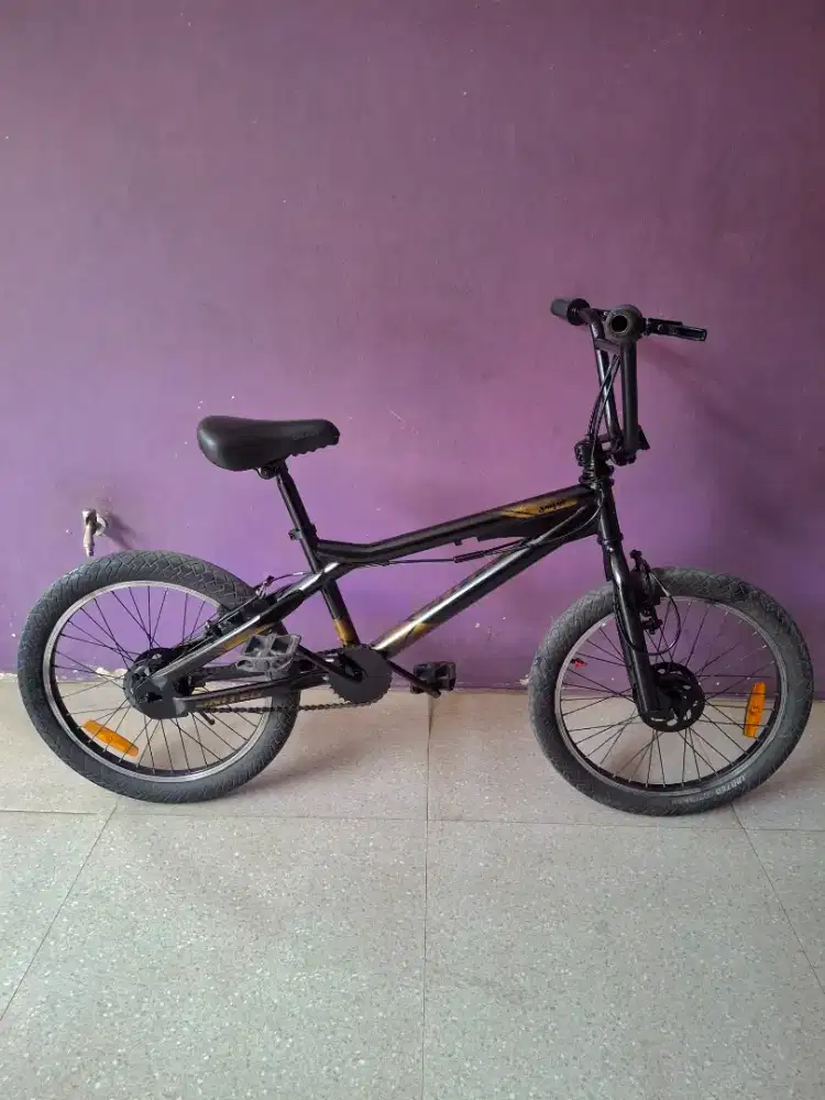 sepeda bmx united jumper
