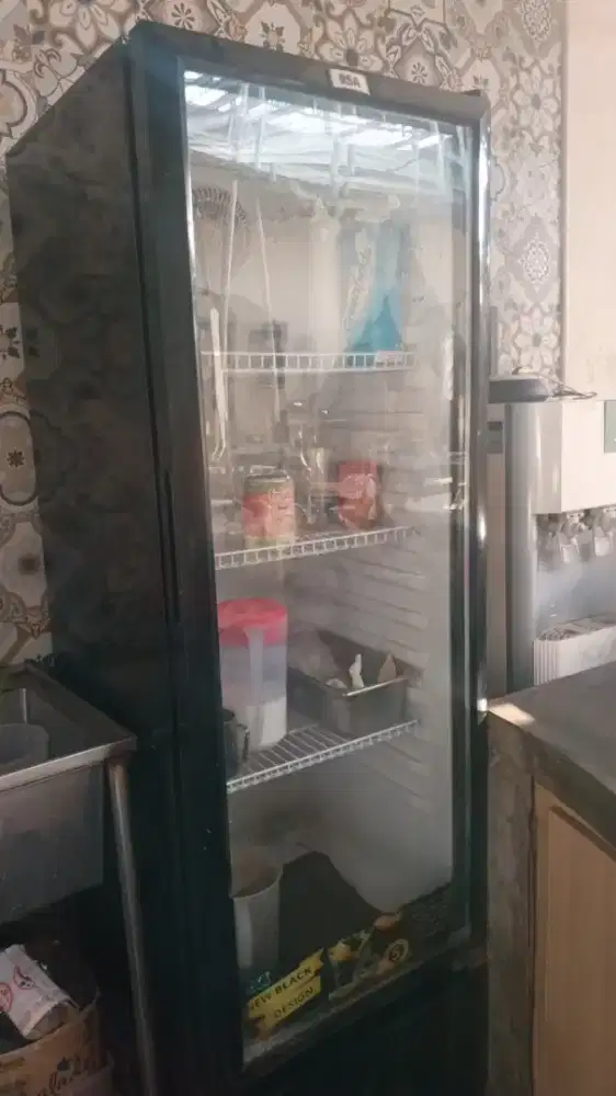 Jual showcase freezer bekas ex cafe