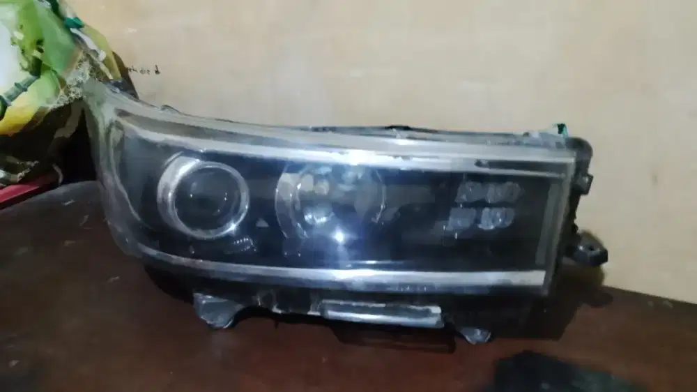 HEADLAMP INNOVA REBORN BILED