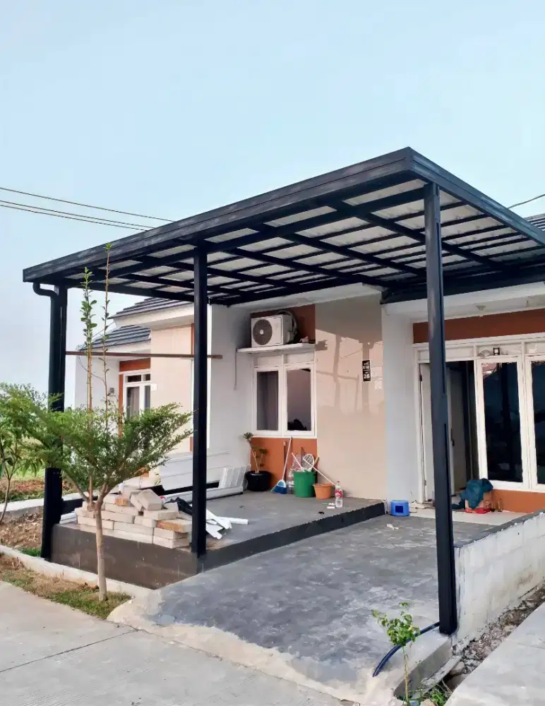 Kanopi baja ringan dan garasi