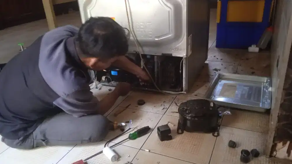 Jasa service kulkas,m.cuci dan ac panggilan