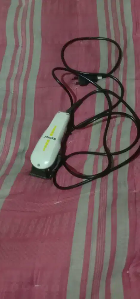 Barang asli semuanya, cuman yg alat pencukur tiba tiba mati