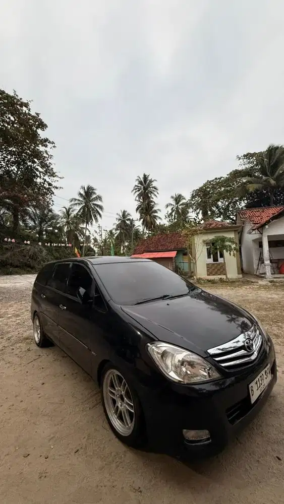 Innova type V 2010 matic